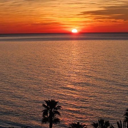 Aloha Beach Vibe Benalmádena Exteriör bild