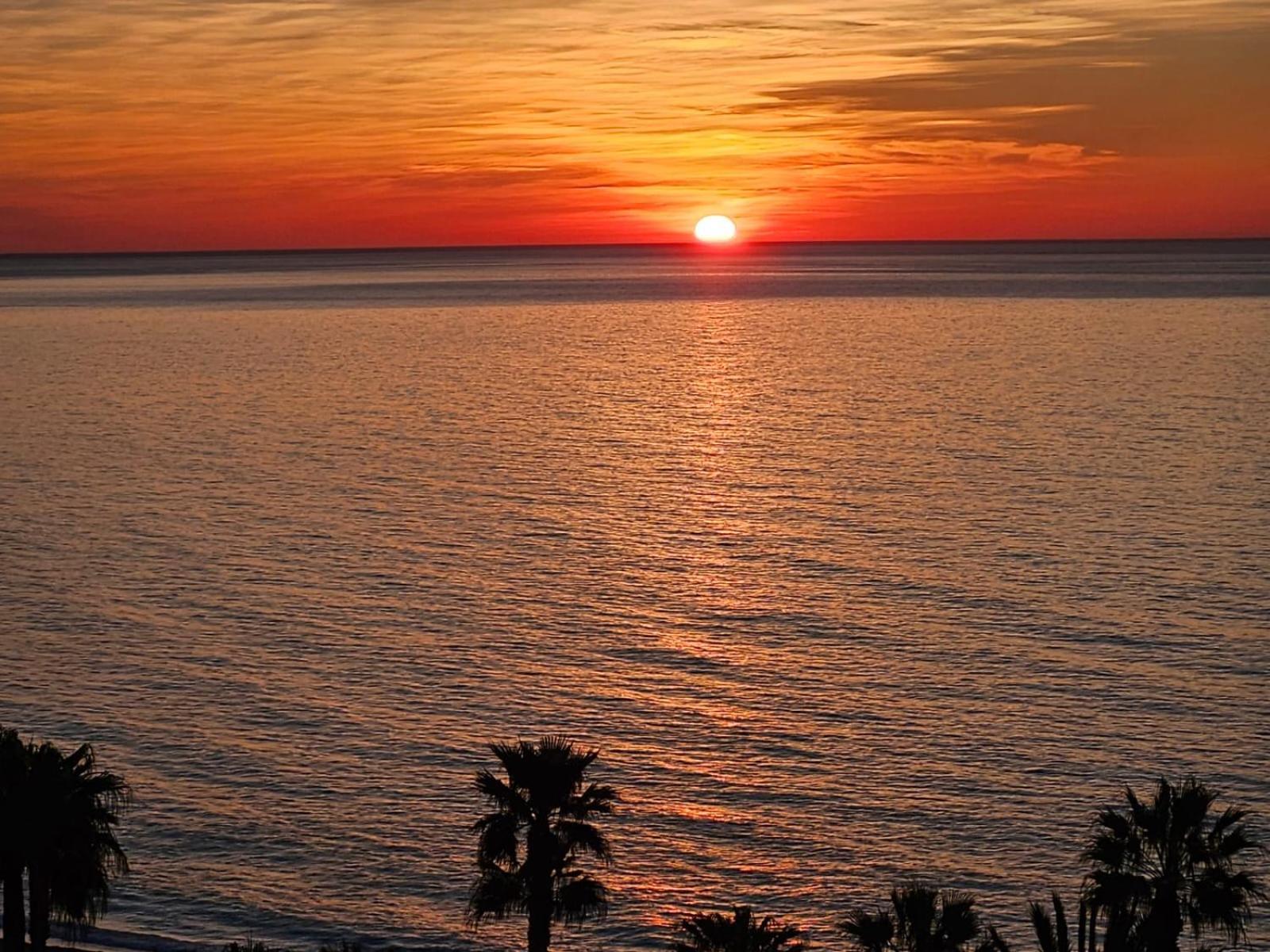 Aloha Beach Vibe Benalmádena Exteriör bild